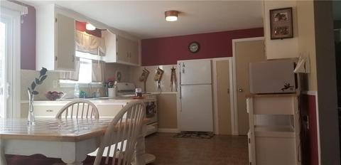 140 Wethersfield Dr, Warwick, RI 02886 photo 10
