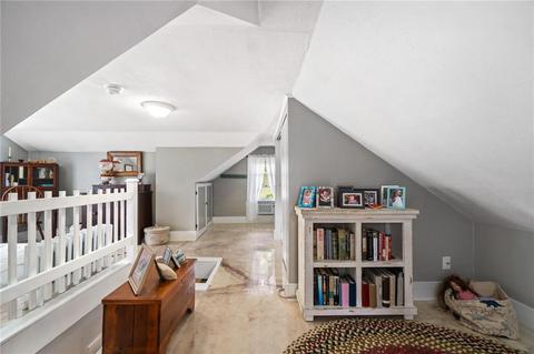 196 Haswill St, Warwick, RI 02889 photo 12