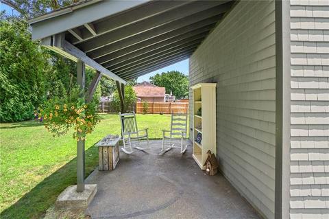 196 Haswill St, Warwick, RI 02889 photo 3