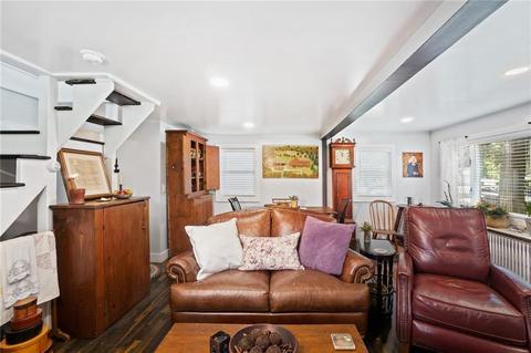 196 Haswill St, Warwick, RI 02889 photo 4