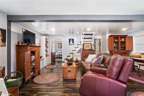 196 Haswill St, Warwick, RI 02889 photo 7
