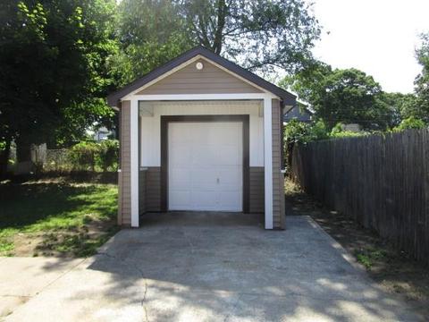 207 Milton Rd, Warwick, RI 02888 photo 3
