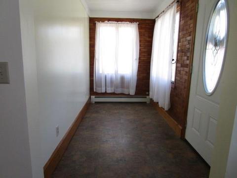 207 Milton Rd, Warwick, RI 02888 photo 10