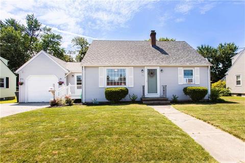 76 Hoxsie Ave, Warwick, RI 02889 photo 1