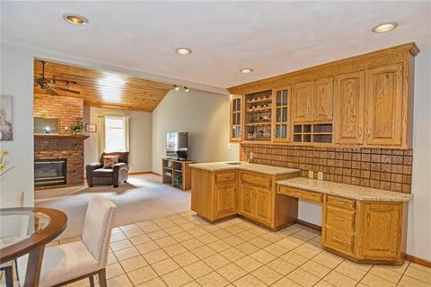 26 Olympia Ave, Woonsocket, RI 02895 photo 12