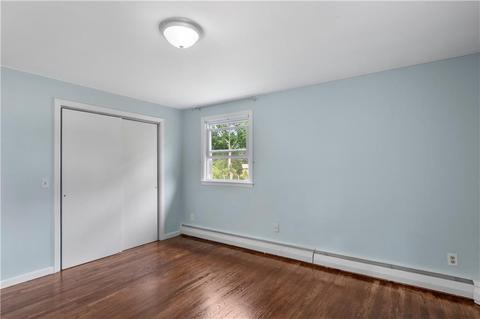 81 Sprague Ave, Warwick, RI 02889 photo 17