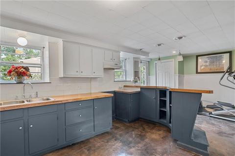 81 Sprague Ave, Warwick, RI 02889 photo 22
