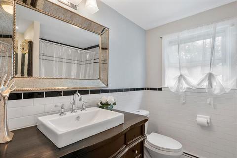 81 Sprague Ave, Warwick, RI 02889 photo 27