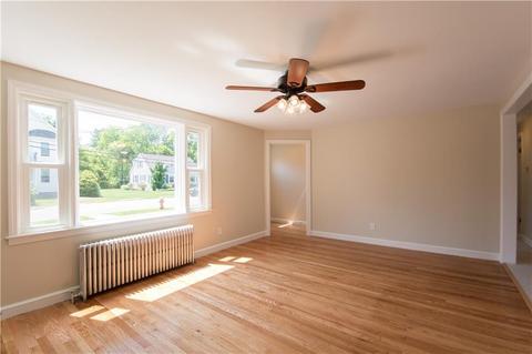20 Central St, Warwick, RI 02886 photo 16