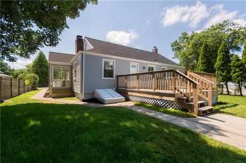 20 Central St, Warwick, RI 02886 photo 8