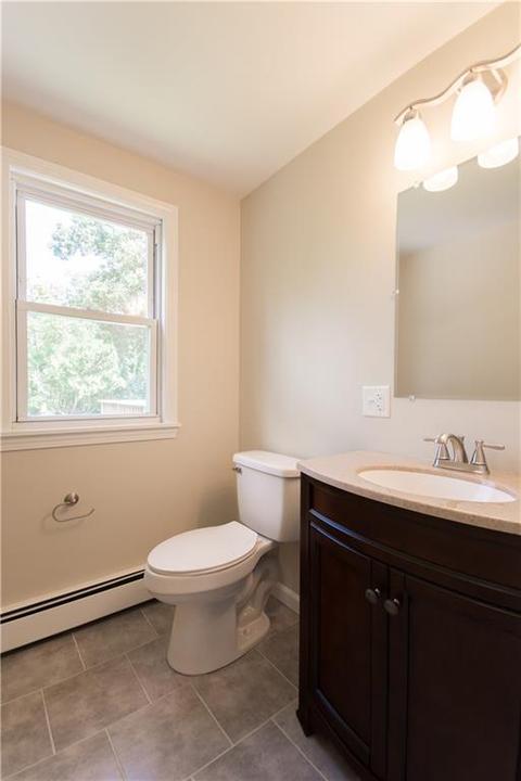 20 Central St, Warwick, RI 02886 photo 28