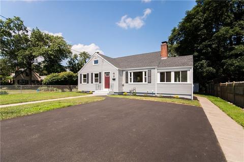 20 Central St, Warwick, RI 02886 photo 4