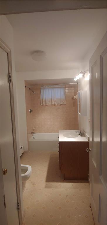 564 S Main St, Woonsocket, RI 02895 photo 36