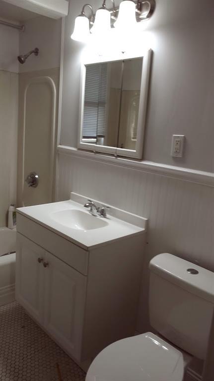 600 S Main St, Woonsocket, RI 02895 photo 8