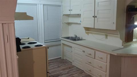 600 S Main St, Woonsocket, RI 02895 photo 15