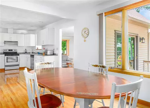 55 Basil Xing, Cranston, RI 02921 photo 13