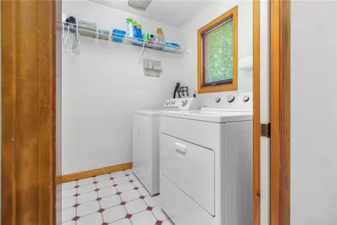 55 Basil Xing, Cranston, RI 02921 photo 29