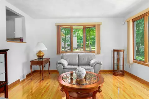 55 Basil Xing, Cranston, RI 02921 photo 20