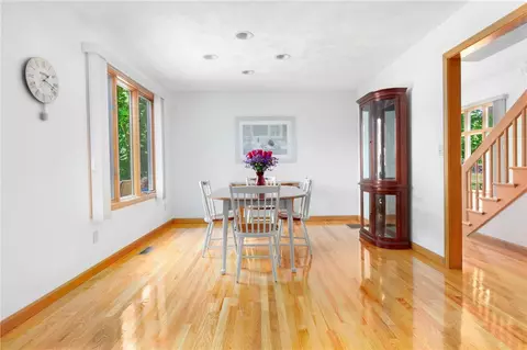 55 Basil Xing, Cranston, RI 02921 photo 15