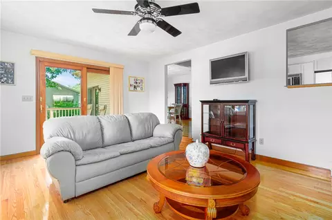 55 Basil Xing, Cranston, RI 02921 photo 19