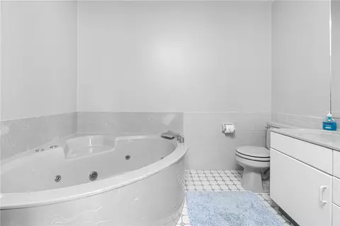 55 Basil Xing, Cranston, RI 02921 photo 24
