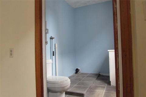 216 Park Ave, Woonsocket, RI 02895 photo 24
