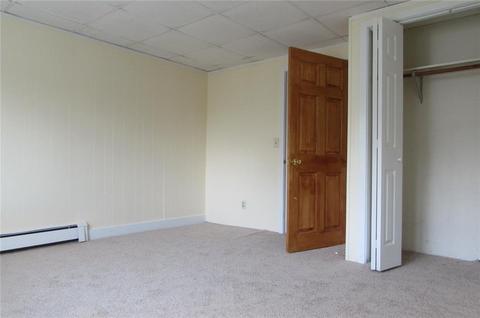 216 Park Ave, Woonsocket, RI 02895 photo 10