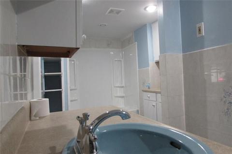 216 Park Ave, Woonsocket, RI 02895 photo 7