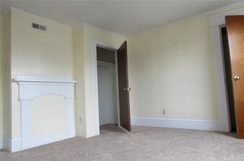 216 Park Ave, Woonsocket, RI 02895 photo 18