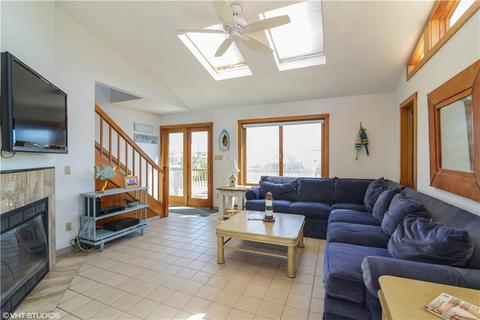 430 Atlantic Ave, Westerly, RI 02891 photo 3