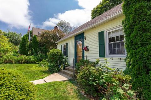 6 Cobblestone Ln, Westerly, RI 02891 photo 4