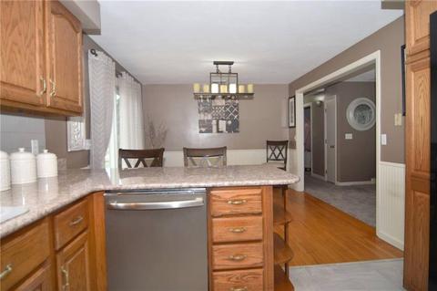 7 Joseph Dr, Warren, RI 02885 photo 10