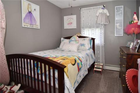 7 Joseph Dr, Warren, RI 02885 photo 17