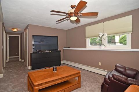 7 Joseph Dr, Warren, RI 02885 photo 20