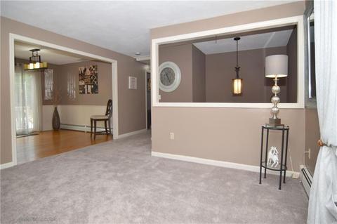 7 Joseph Dr, Warren, RI 02885 photo 5