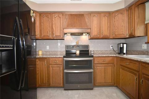 7 Joseph Dr, Warren, RI 02885 photo 9