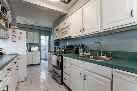 32 Meadow Ave, Westerly, RI 02891 photo 12