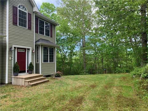 74 Mill Pond Rd, Exeter, RI 02822 photo 3