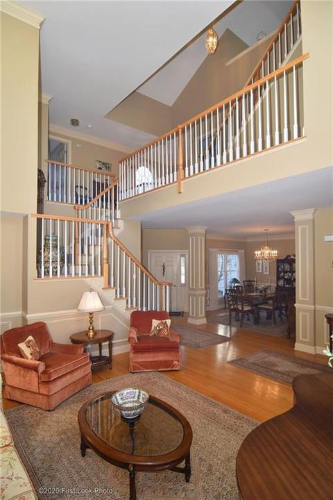 5 Sequoia Cir, Bristol, RI 02809 photo 8