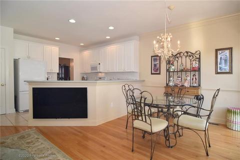 5 Sequoia Cir, Bristol, RI 02809 photo 17
