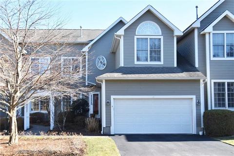 5 Sequoia Cir, Bristol, RI 02809 photo 1