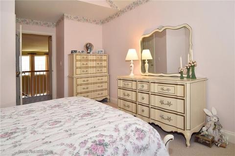 5 Sequoia Cir, Bristol, RI 02809 photo 30