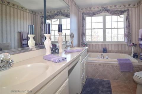 5 Sequoia Cir, Bristol, RI 02809 photo 26