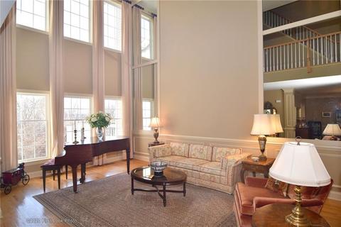 5 Sequoia Cir, Bristol, RI 02809 photo 4