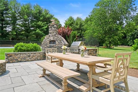 43 Shadow Brook Dr, Warwick, RI 02886 photo 19
