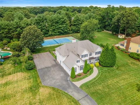 43 Shadow Brook Dr, Warwick, RI 02886 photo 3