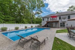 41 Oak Hill Dr, Exeter, RI 02822 photo 6
