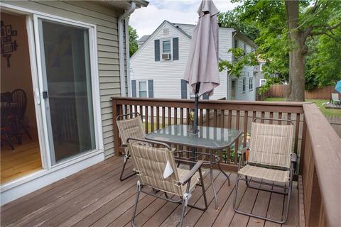 30 Seneca St, Warwick, RI 02886 photo 22