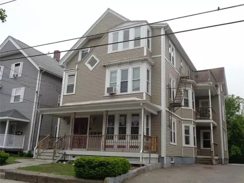 42 W Park Pl, Woonsocket, RI 02895 photo 1