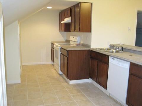 203 Park Ave, Woonsocket, RI 02895 photo 2
